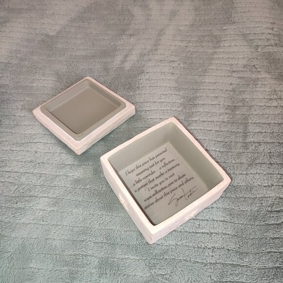NEW Willow Tree Keepsake Box Jewelry Friendship Susan Lordi Design Ceramic - Picture 3 of 8